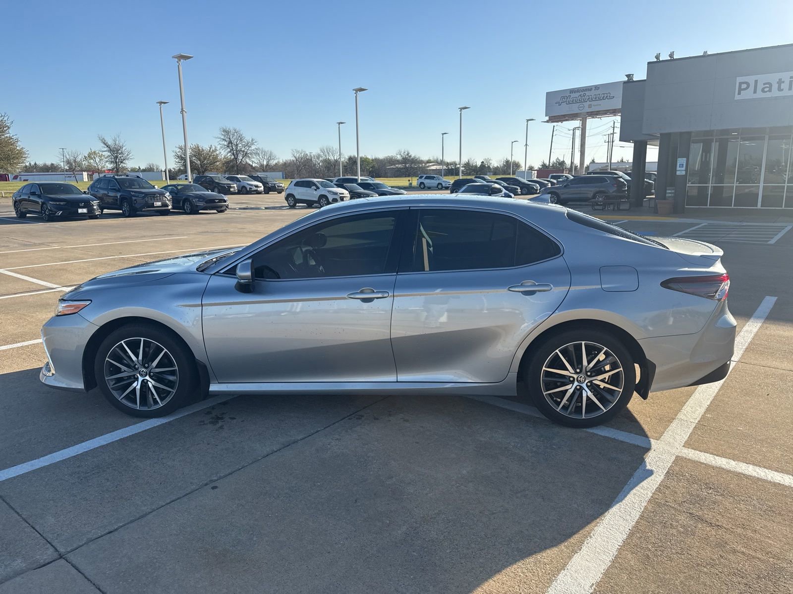 Used 2024 Toyota Camry XLE image 2