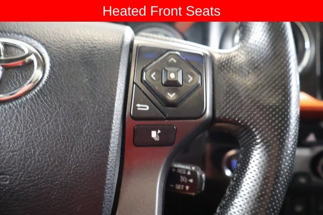 Used 2016 Toyota Tacoma TRD Off-Road w/ Premium & Technology Package AWD/4WD image 21