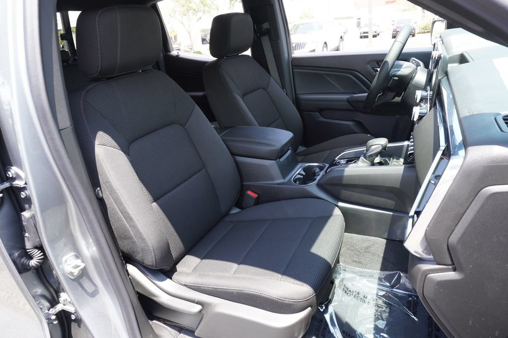 New 2026 GMC Canyon Elevation w/ Convenience Package RWD image 14
