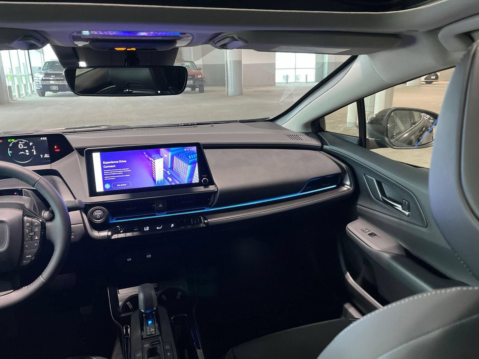 New 2026 Toyota Prius Plug-In Hybrid FWD image 38