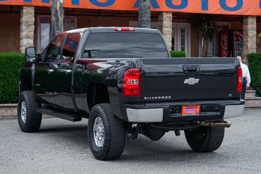 Used 2010 Chevrolet Silverado 2500 LT RWD image 6