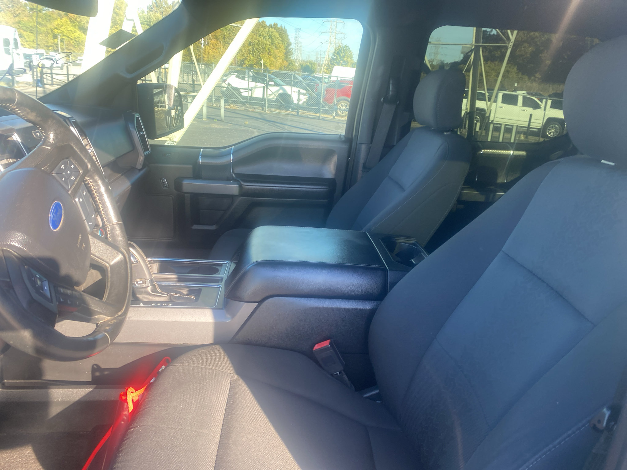 Used 2018 Ford F150 XLT w/ Equipment Group 302A Luxury AWD/4WD image 5