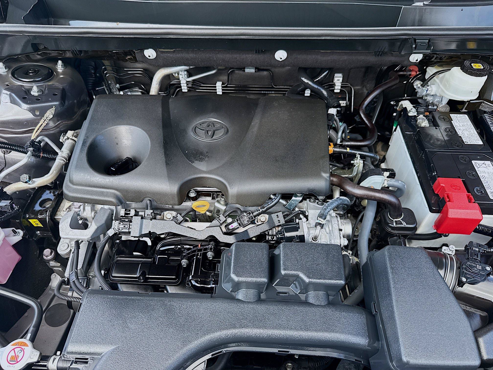 Used 2024 Toyota RAV4 LE FWD image 35