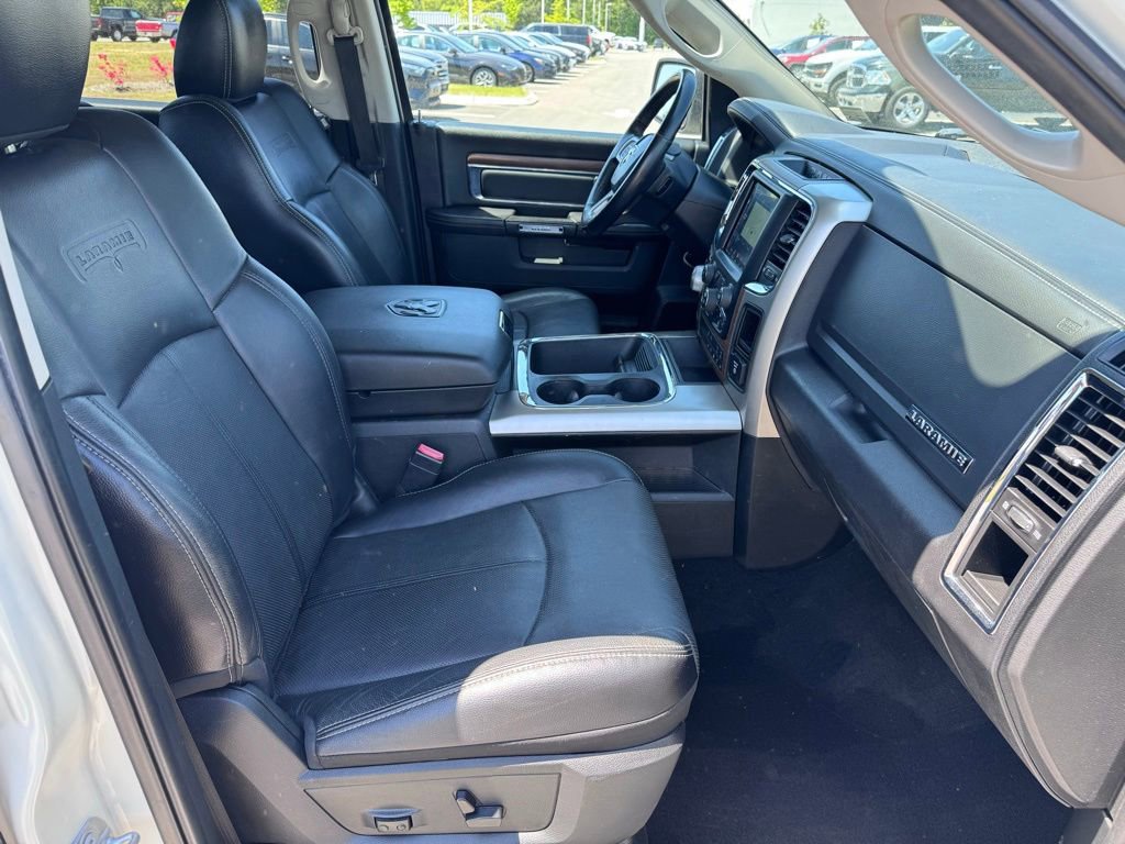 Used 2018 RAM 1500 Laramie w/ Convenience Group AWD/4WD image 30