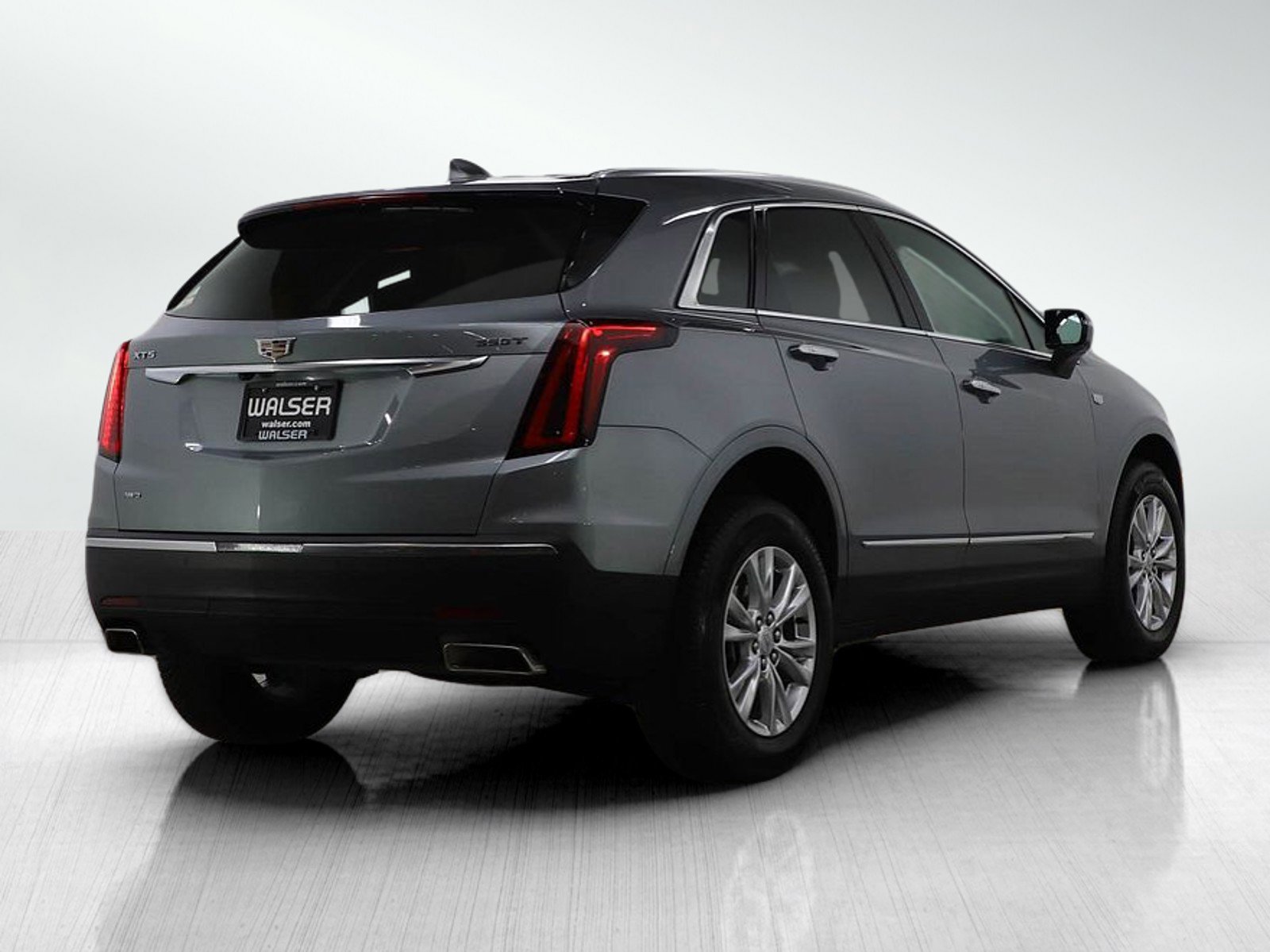 Used 2025 Cadillac XT5 Luxury image 5