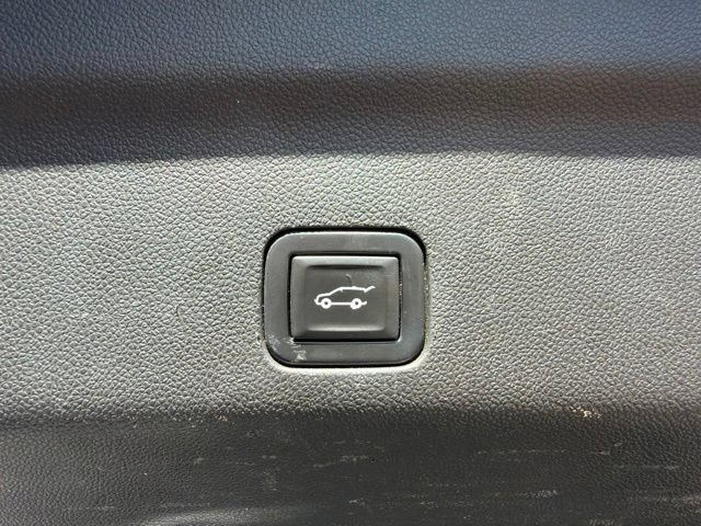 Used 2021 Chevrolet Tahoe Premier AWD/4WD image 9