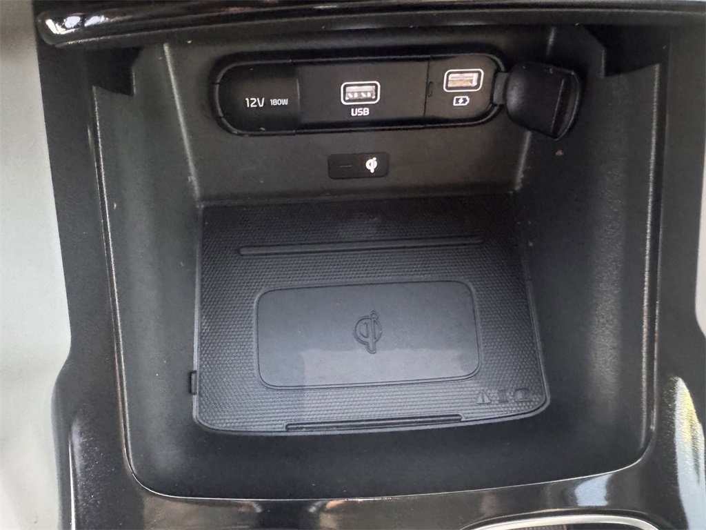 Used 2020 Kia Telluride SX w/ SX Prestige Package image 21