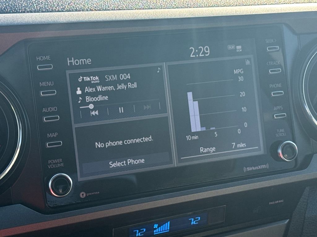 Used 2022 Toyota Tacoma TRD Sport image 22