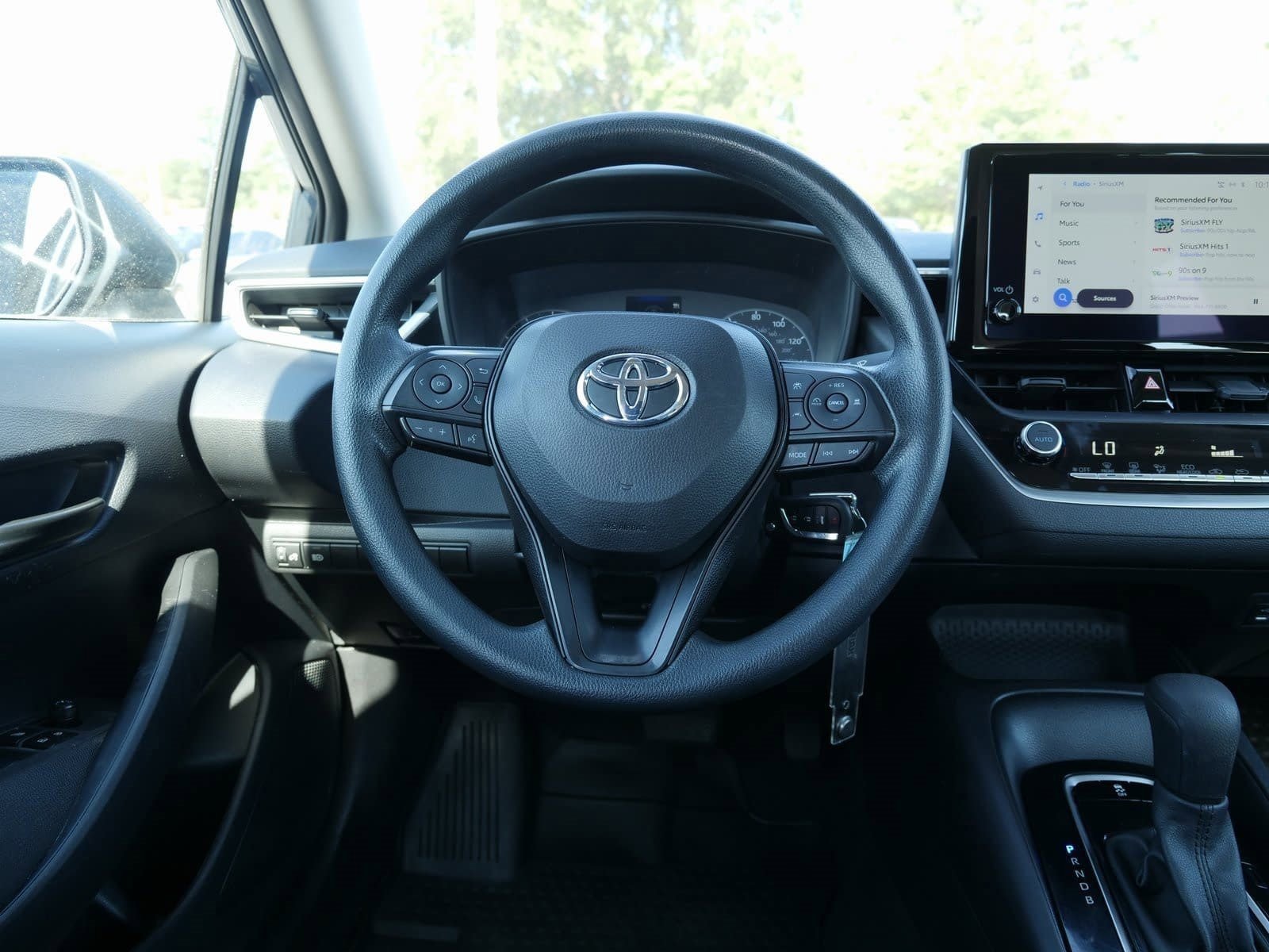 Used 2024 Toyota Corolla LE image 19