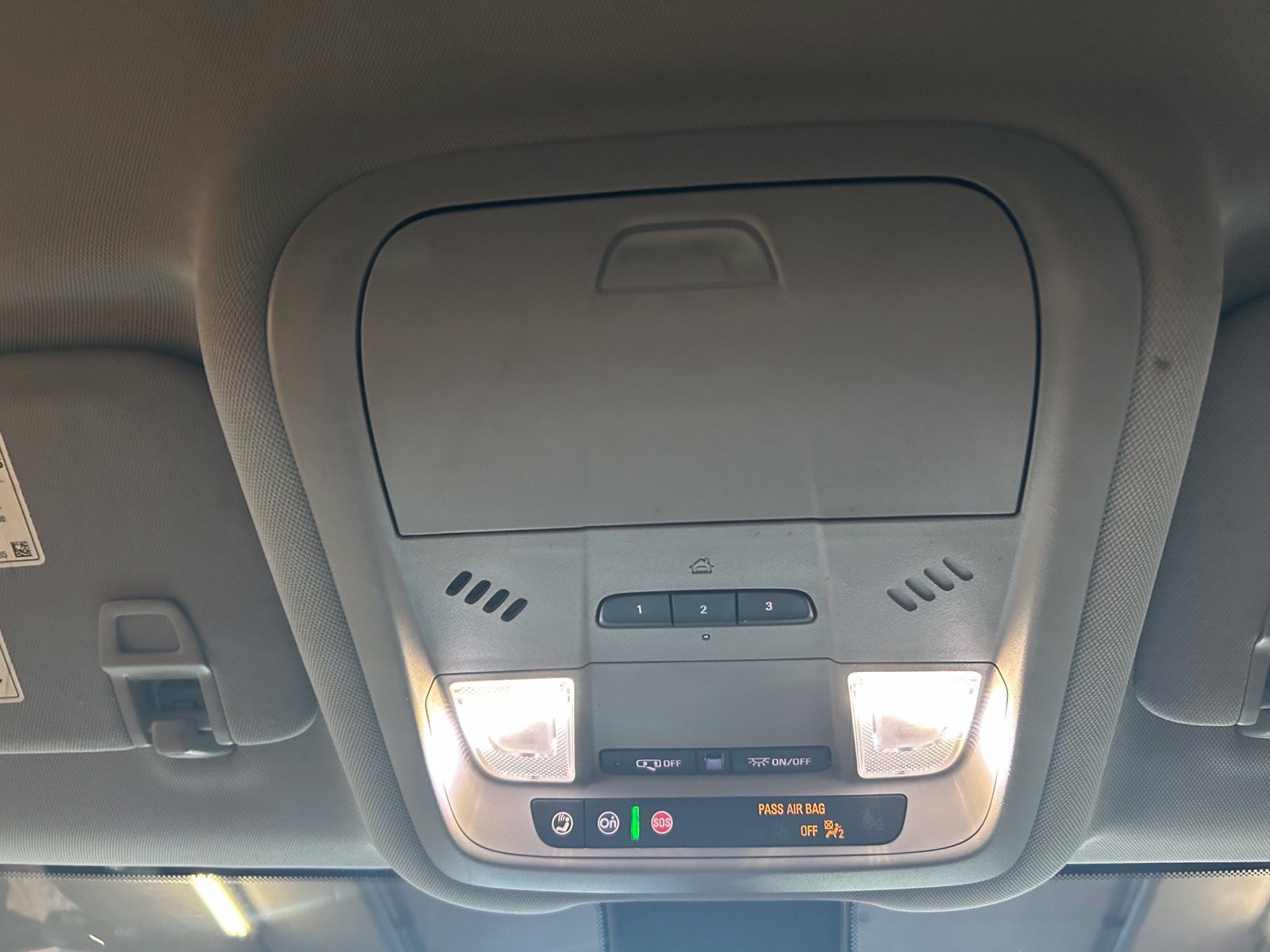 Used 2020 Chevrolet Equinox LT AWD/4WD image 21