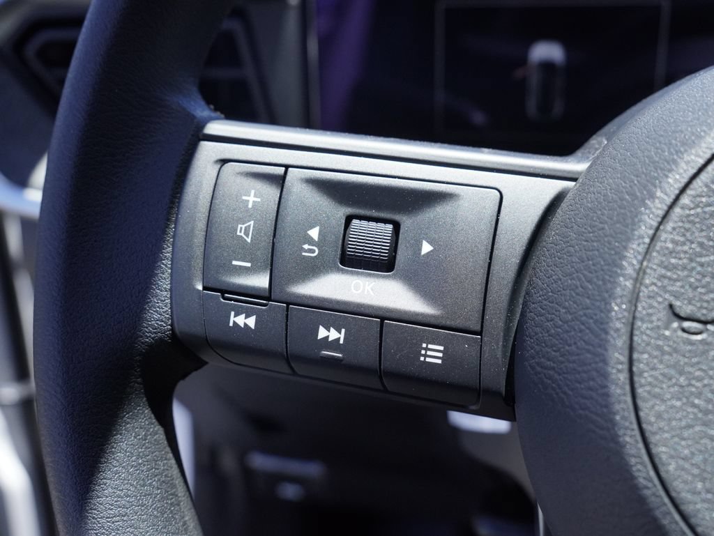 New 2026 Nissan Kicks SV w/ Cold Weather Package FWD image 12