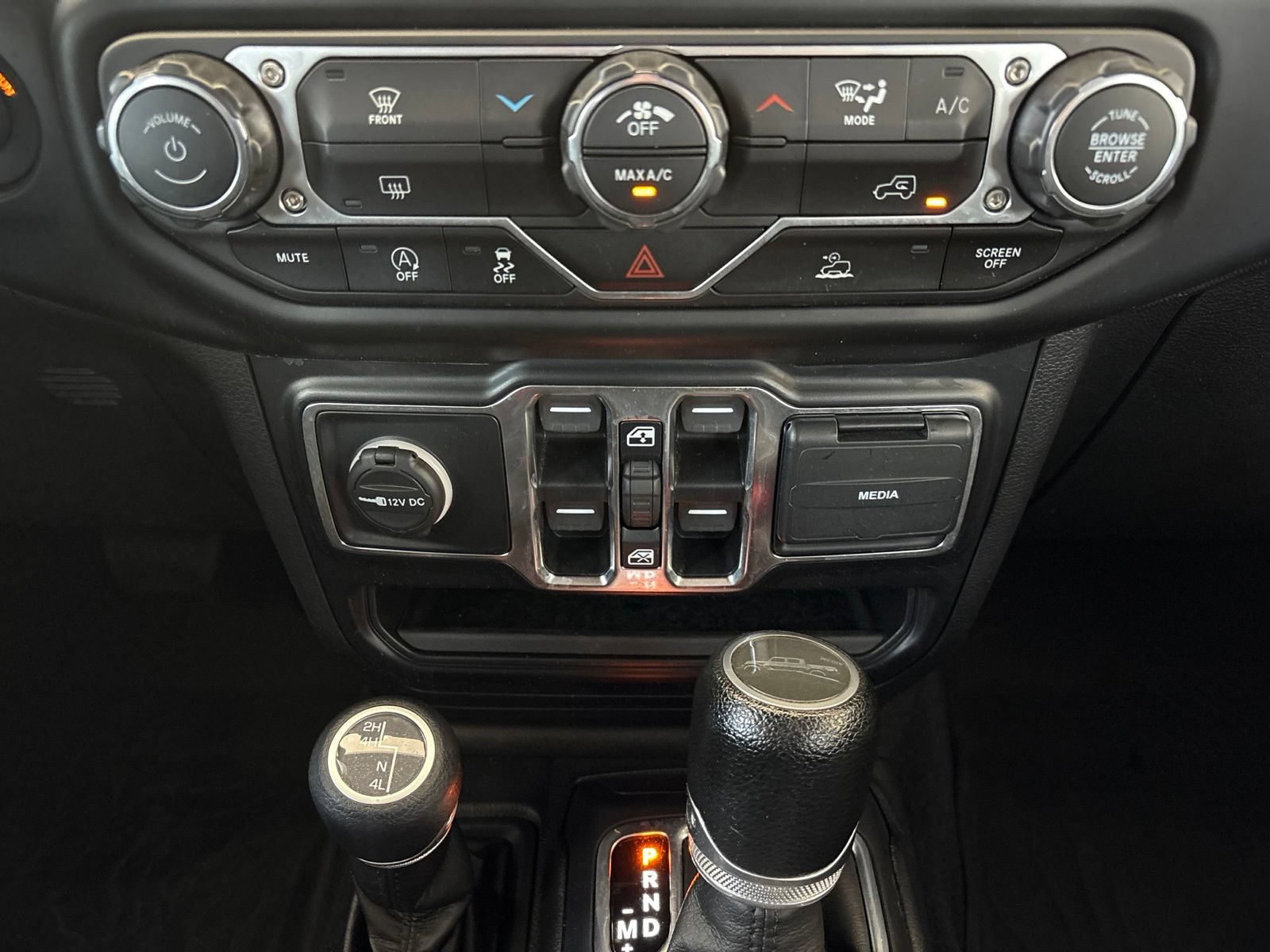 Used 2022 Jeep Gladiator Sport AWD/4WD image 23