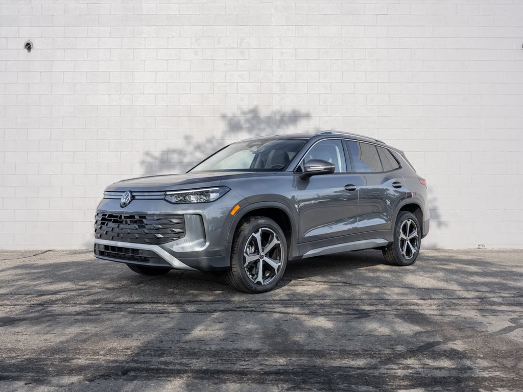 New 2026 Volkswagen Tiguan SE AWD/4WD image 1