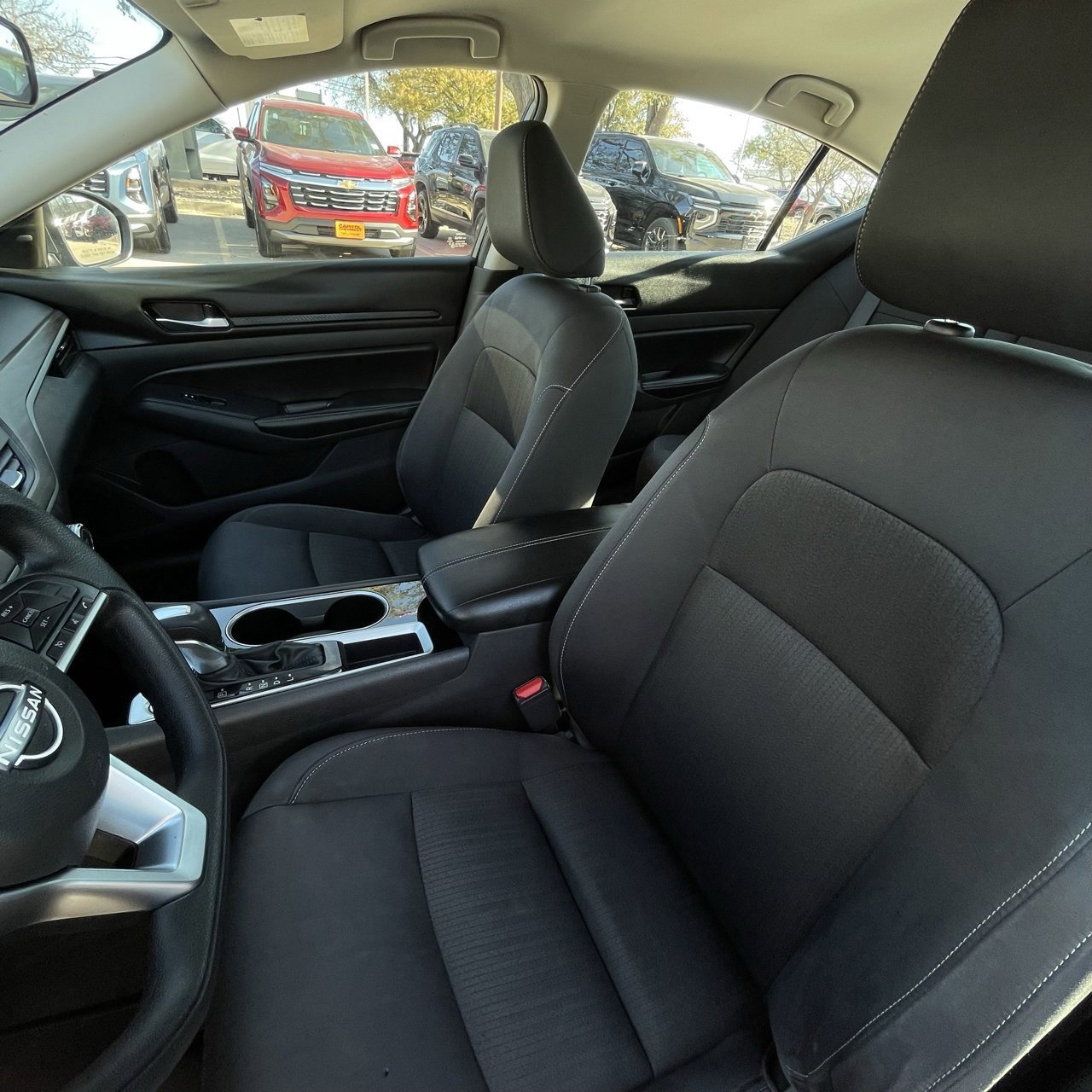 Used 2024 Nissan Altima 2.5 SV image 22