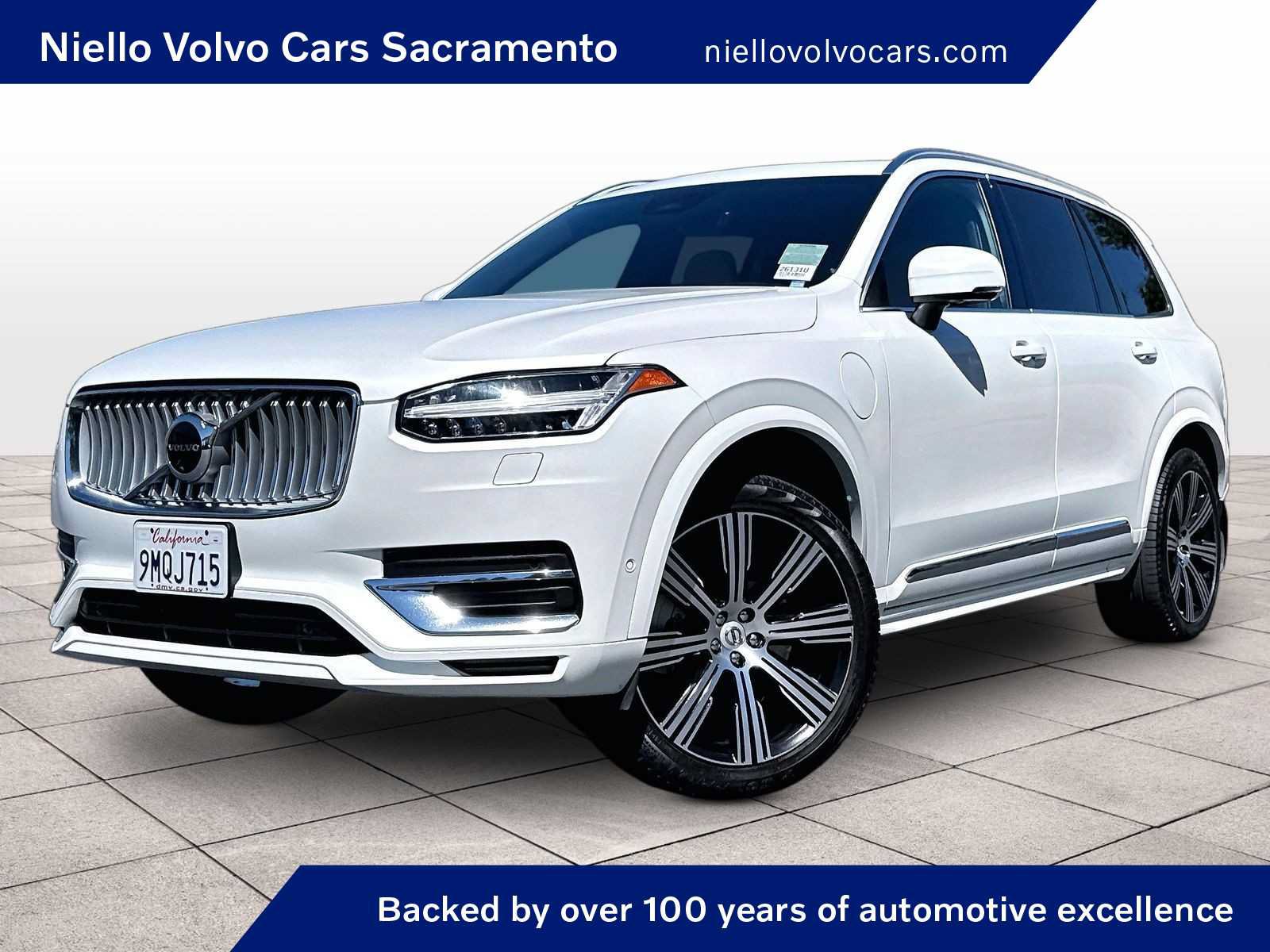 Used 2025 Volvo XC90 T8 Ultra w/ Protection Package Premier AWD/4WD image 1
