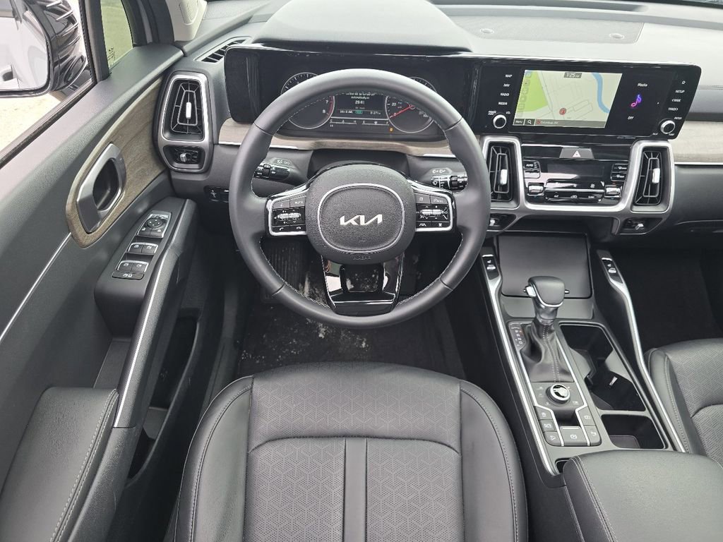 Used 2023 Kia Sorento X-Line EX image 24