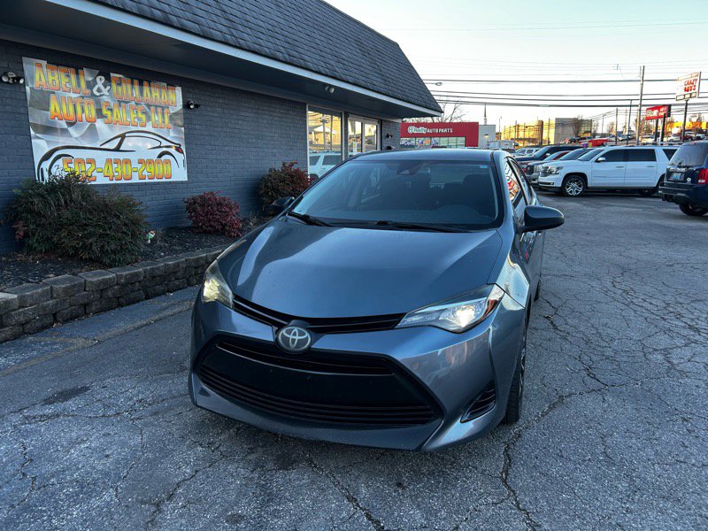 Used 2017 Toyota Corolla LE image 2