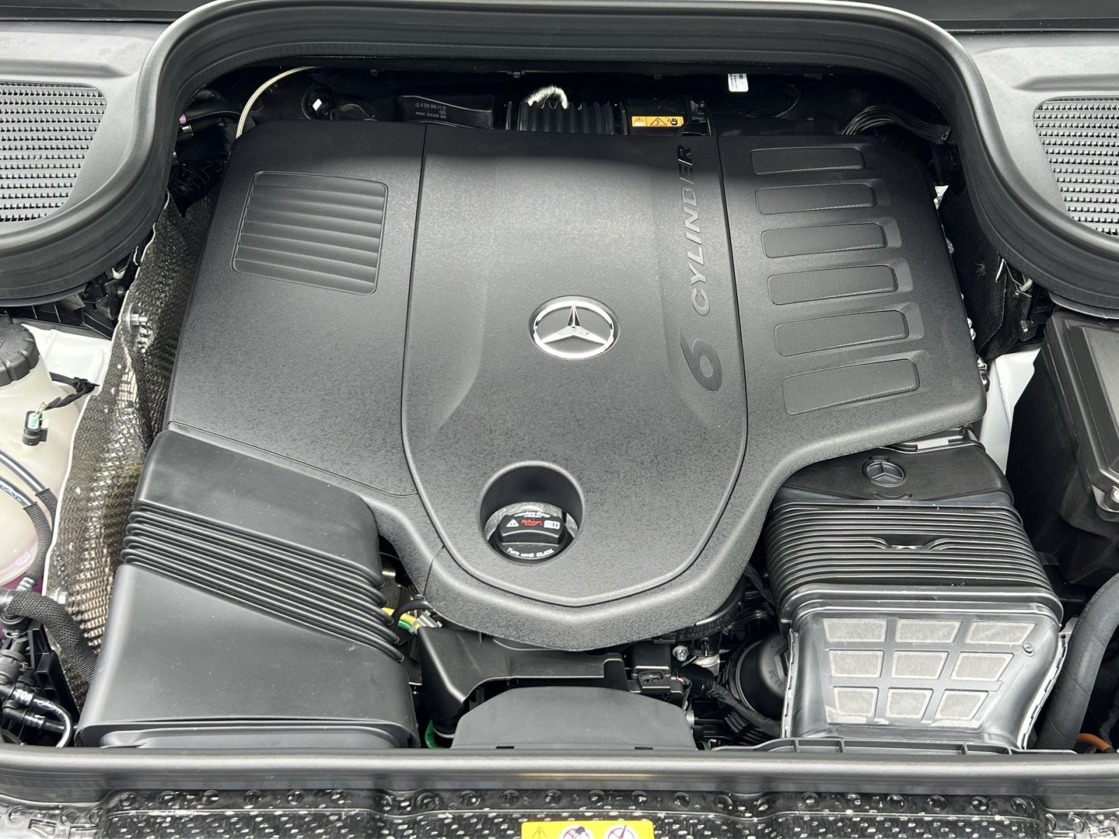 New 2026 Mercedes-Benz GLS 450 4MATIC image 35