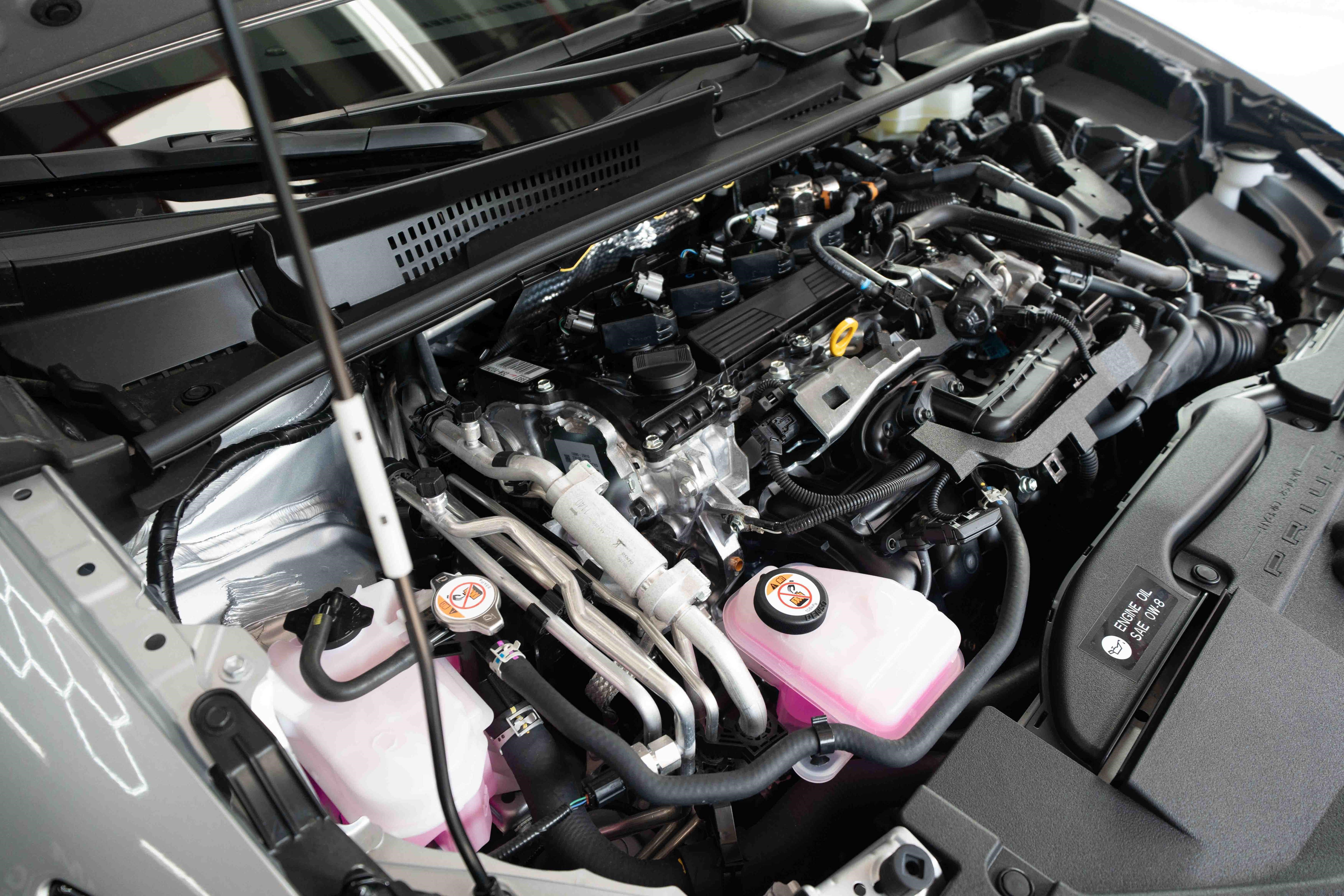 Certified 2026 Toyota Prius Plug-In Hybrid FWD image 32