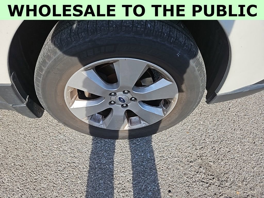 Used 2011 Subaru Outback 2.5i Limited image 10