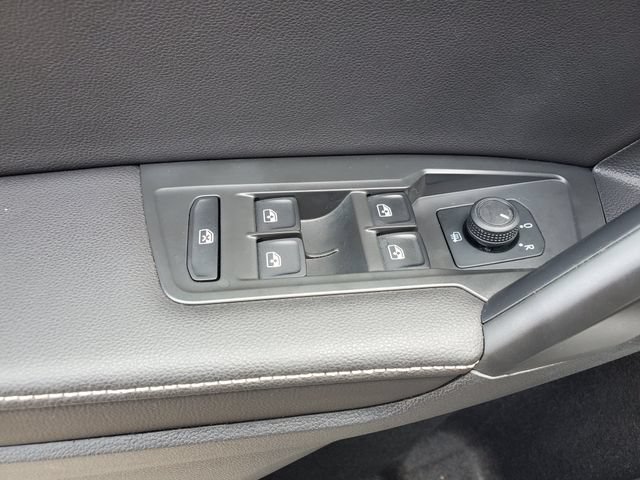 Used 2024 Volkswagen Tiguan S AWD/4WD image 13