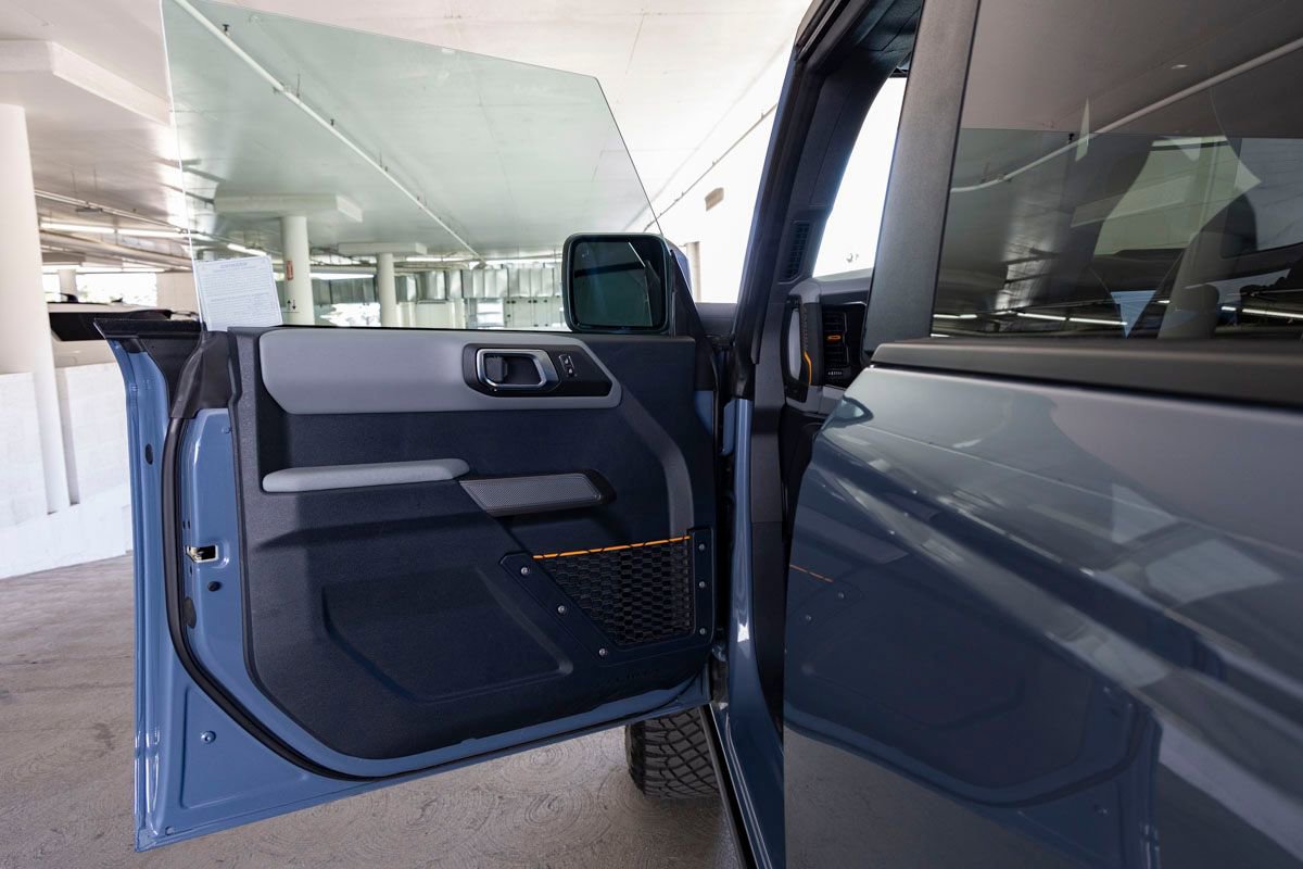 Used 2023 Ford Bronco Badlands image 16