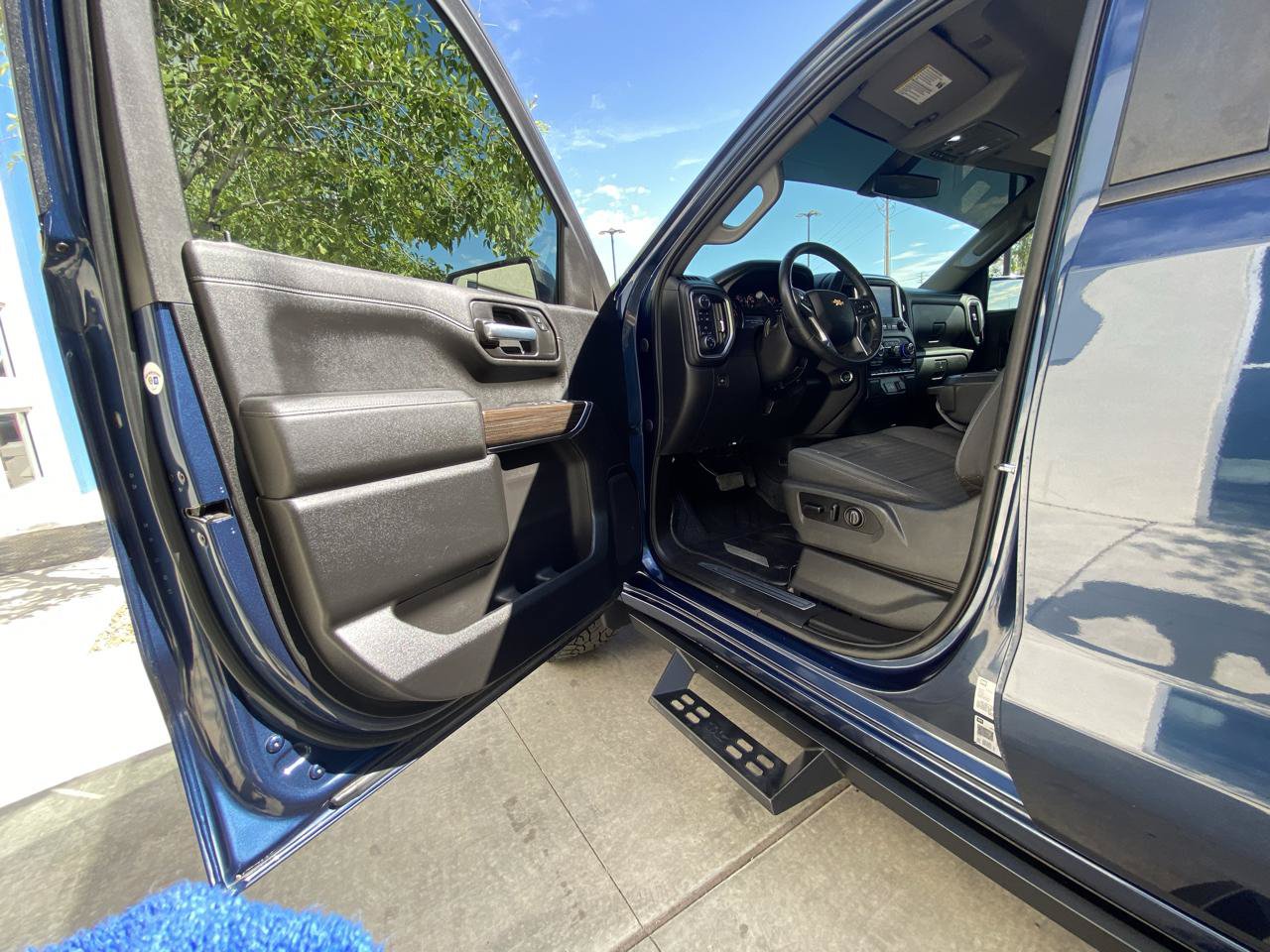Used 2021 Chevrolet Silverado 1500 LT w/ LPO, Liner Protection Package AWD/4WD image 18