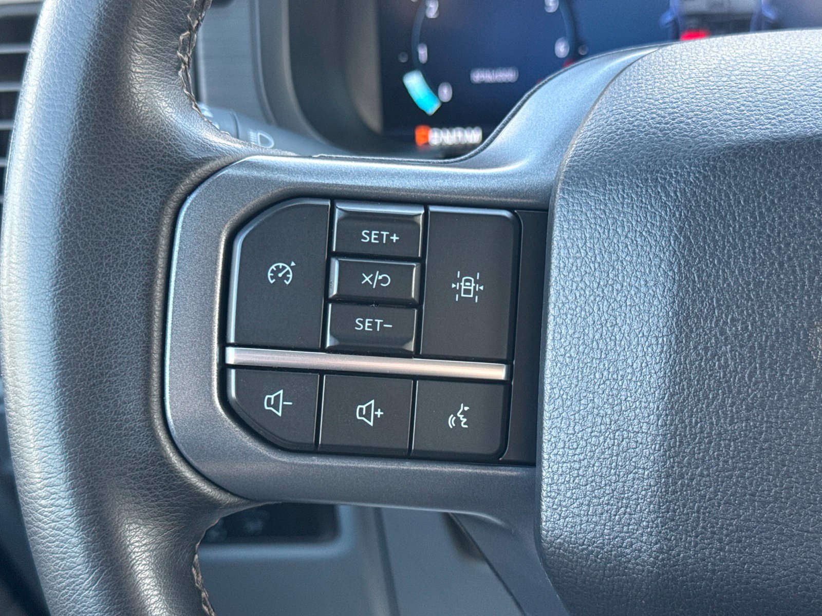 Used 2025 Ford F150 XLT w/ Equipment Group 301A Standard RWD image 24