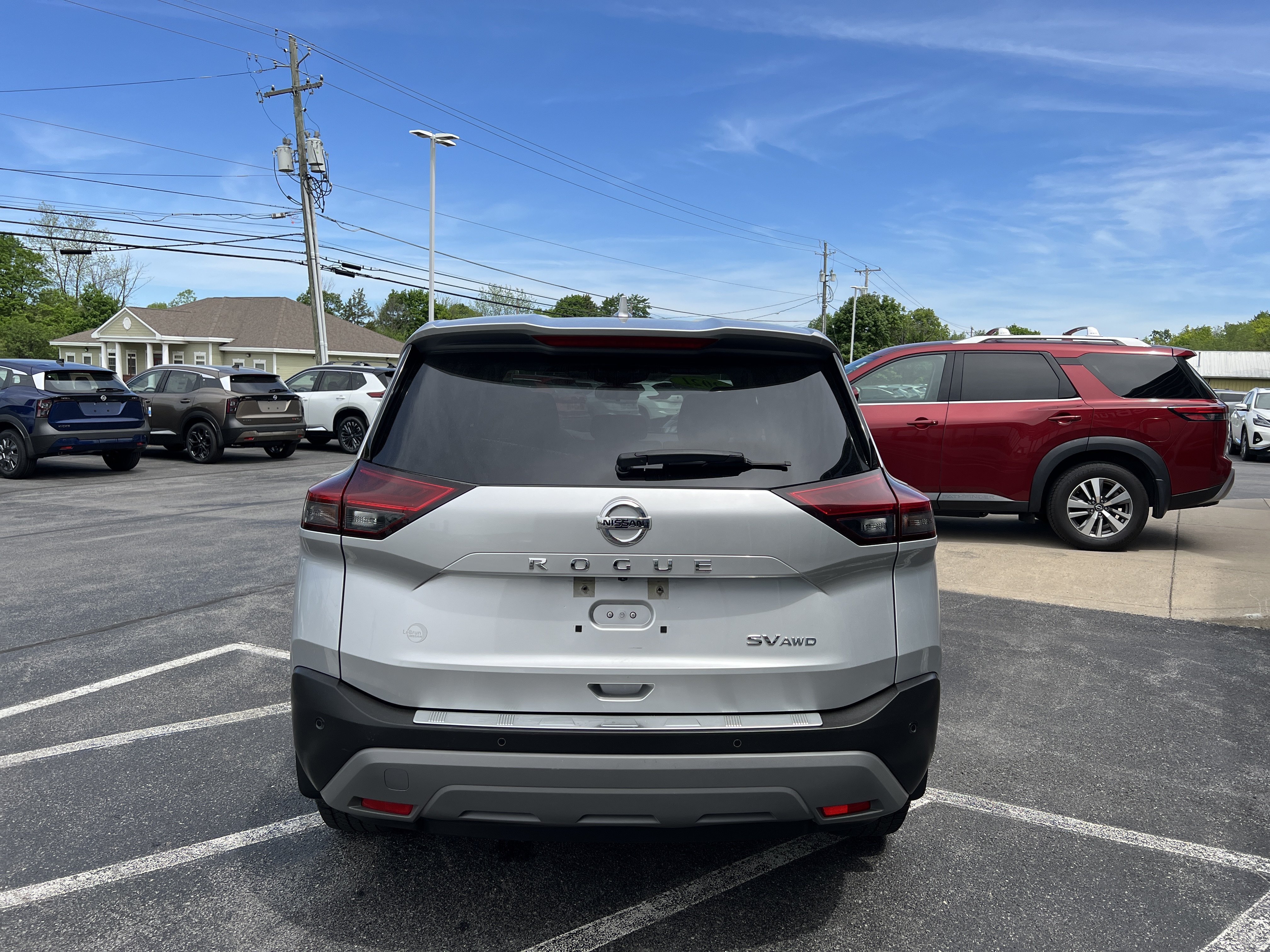 Used 2021 Nissan Rogue SV AWD/4WD image 6