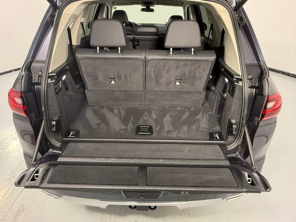 Used 2020 BMW X7 xDrive40i w/ Premium Package image 10