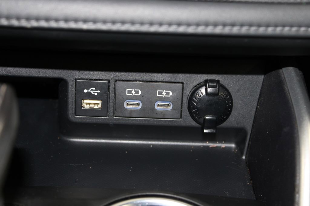 Used 2022 Toyota Highlander XLE image 45