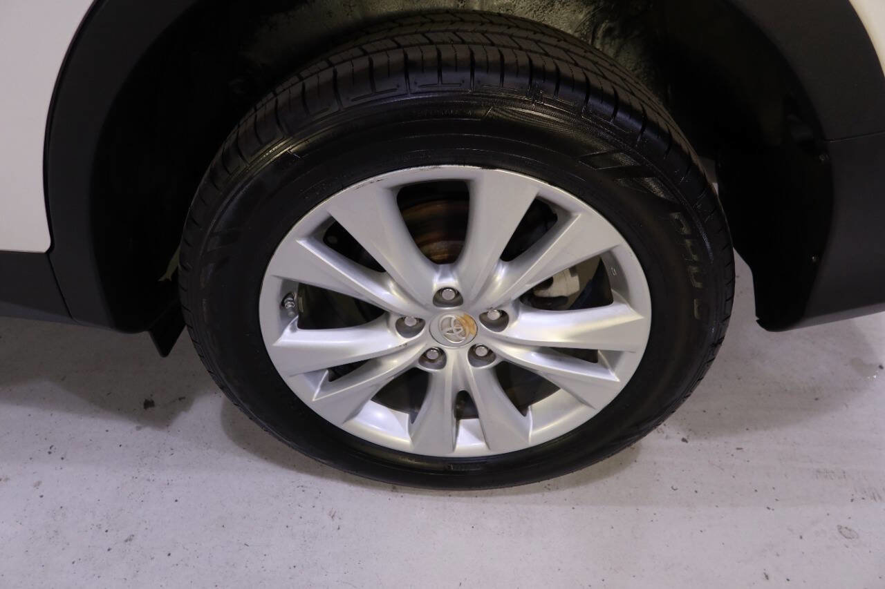 Used 2014 Toyota RAV4 Limited image 36