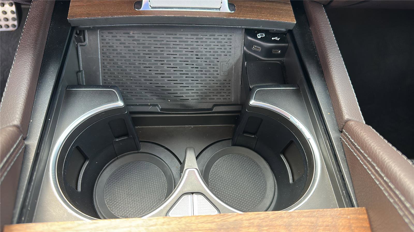 Used 2022 Mercedes-Benz GLS 450 4MATIC image 24