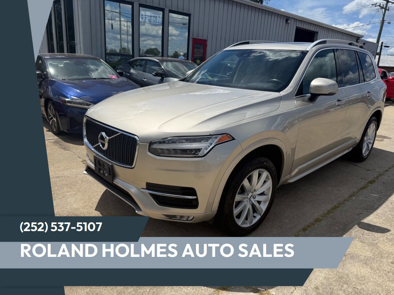 Used 2018 Volvo XC90 T6 Momentum AWD/4WD image 1