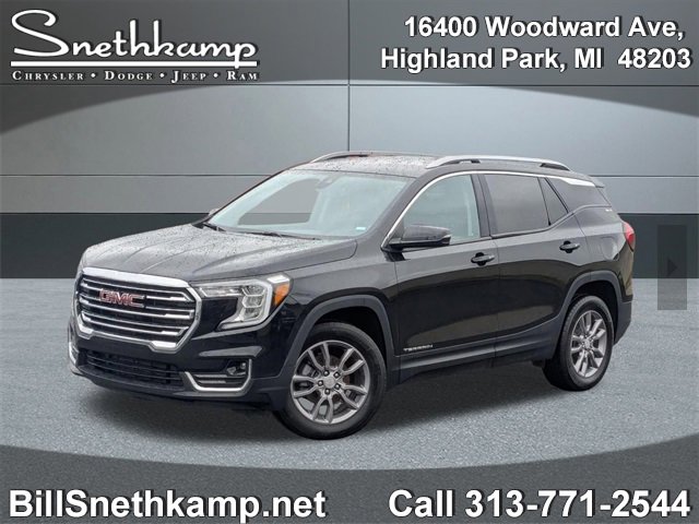 Used 2024 GMC Terrain SLT image 1