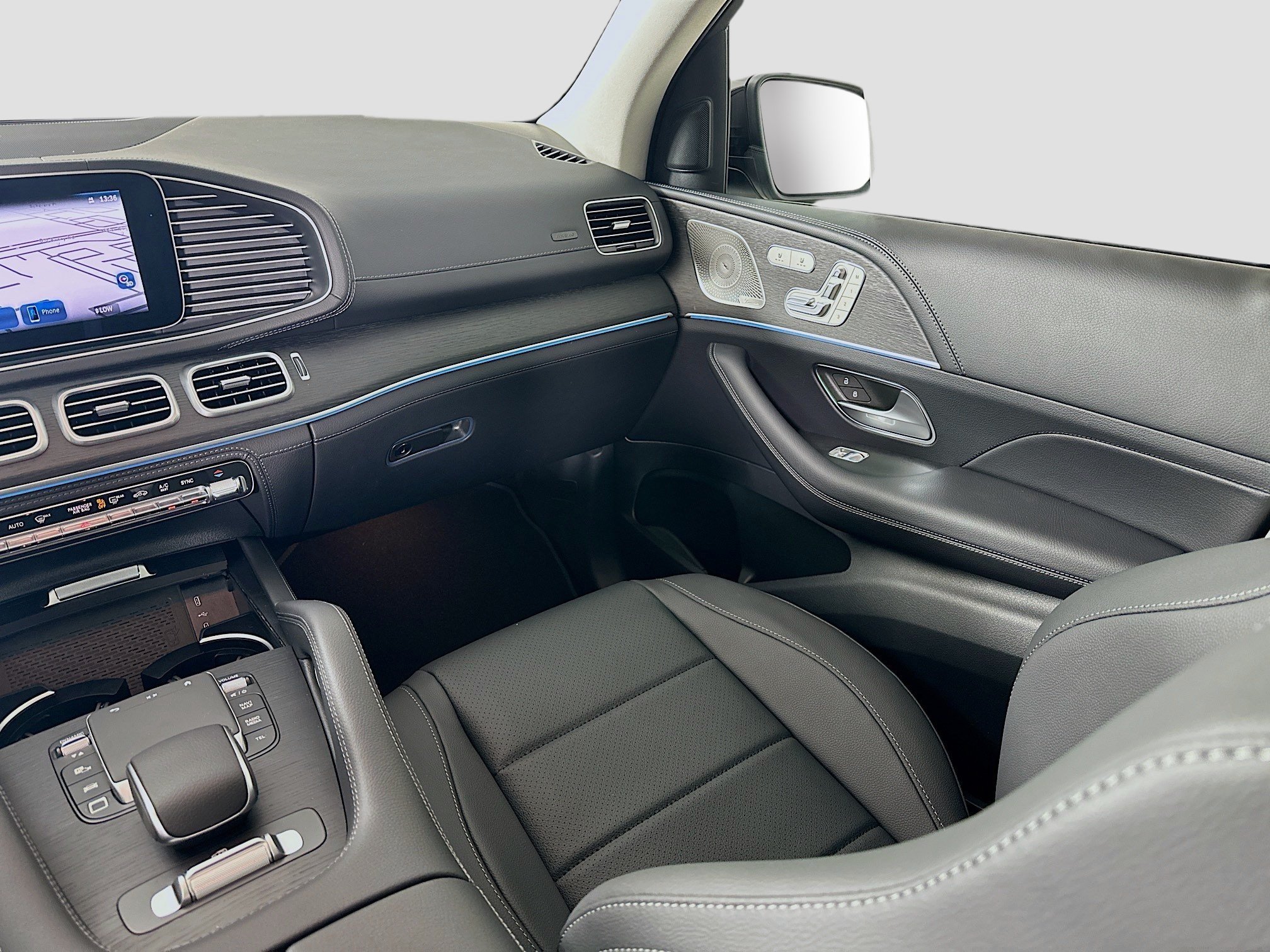 Certified 2026 Mercedes-Benz GLS 450 4MATIC image 31