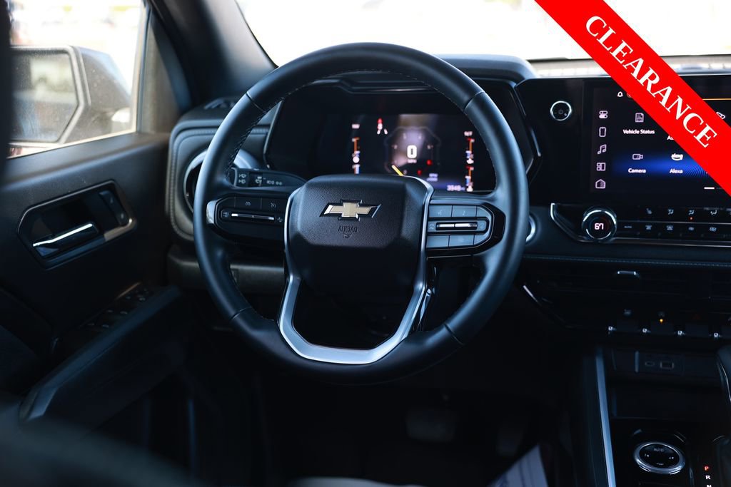 Used 2023 Chevrolet Colorado LT w/ LT Convenience Package II AWD/4WD image 32