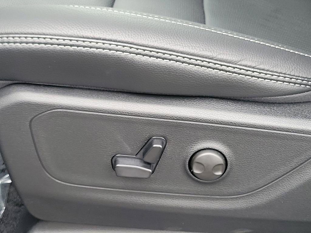 New 2026 RAM 1500 Rebel w/ Rebel Level 2 Equipment Group image 13