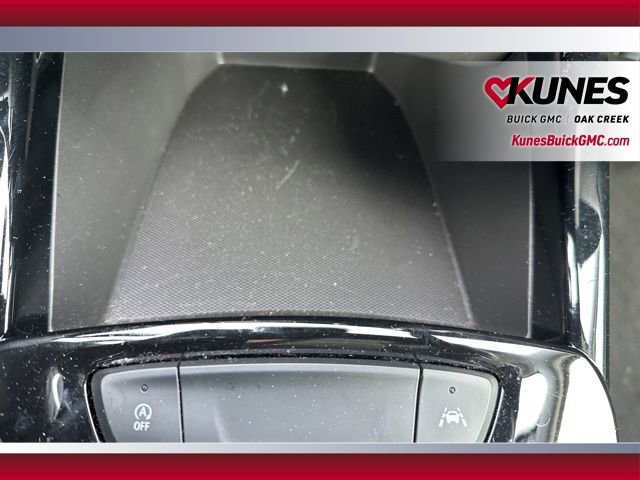 Used 2025 Chevrolet Trax LT image 18