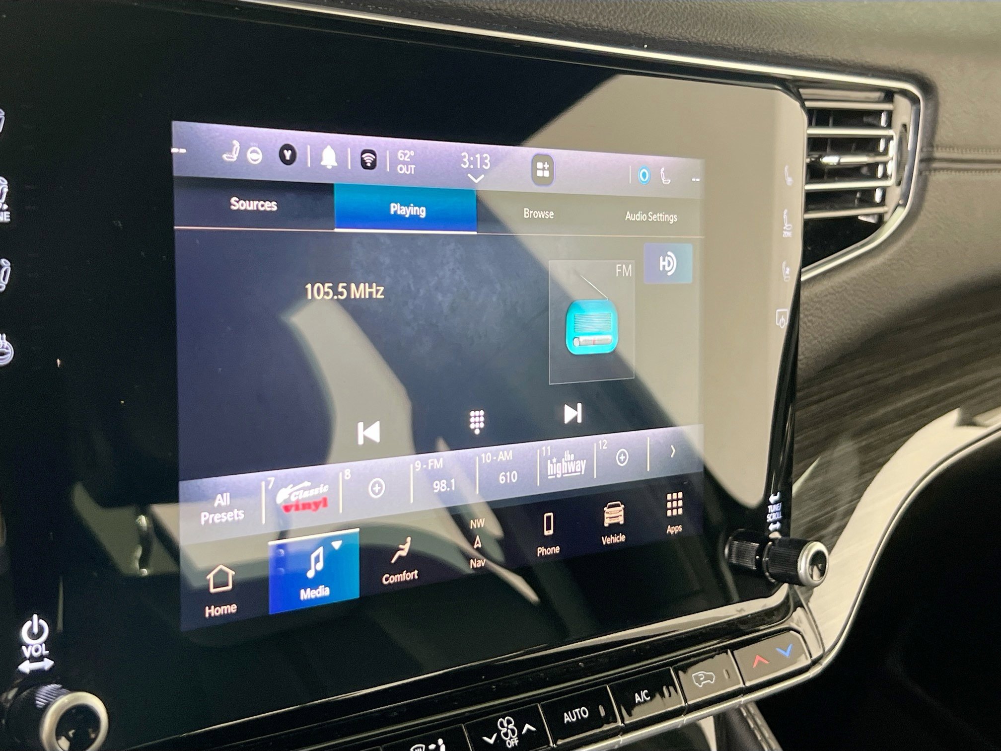 Used 2022 Jeep Wagoneer Series II image 15