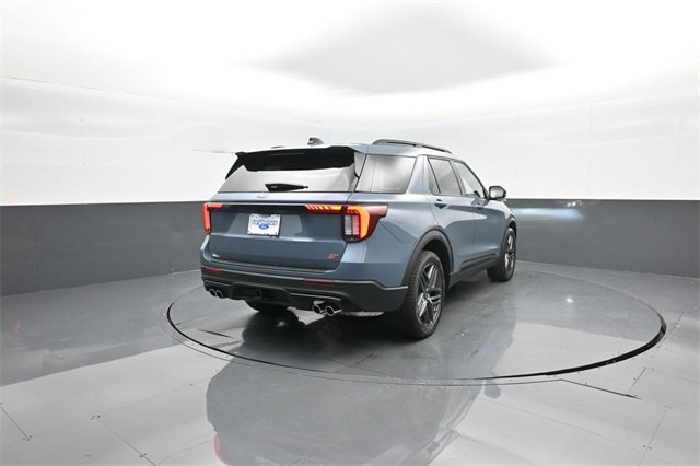 New 2026 Ford Explorer ST w/ Sun And Sound Package image 7