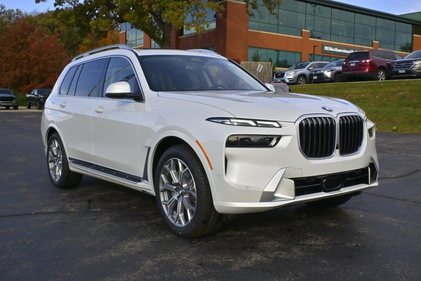 New 2026 BMW X7 xDrive40i w/ Premium Package image 1
