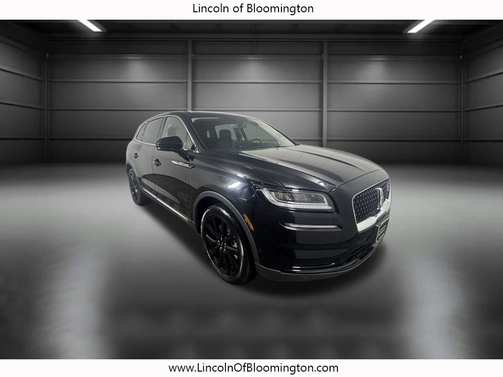 Certified 2023 Lincoln Nautilus Reserve w/ Equipment Group 201A image 11