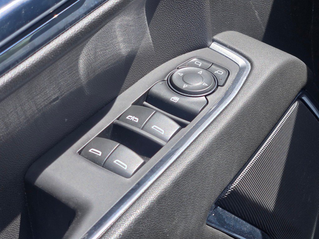 Certified 2024 Chevrolet Silverado 1500 LT AWD/4WD image 21