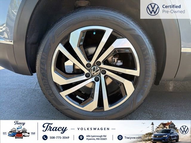 Certified 2023 Volkswagen Atlas Cross Sport SEL AWD/4WD image 10