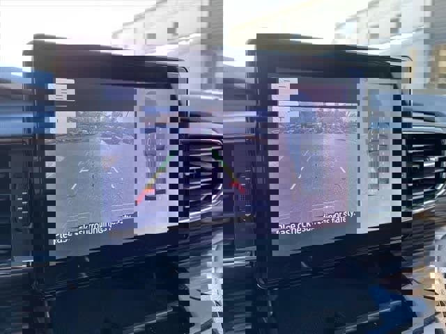 Used 2023 Ford Explorer Limited image 13