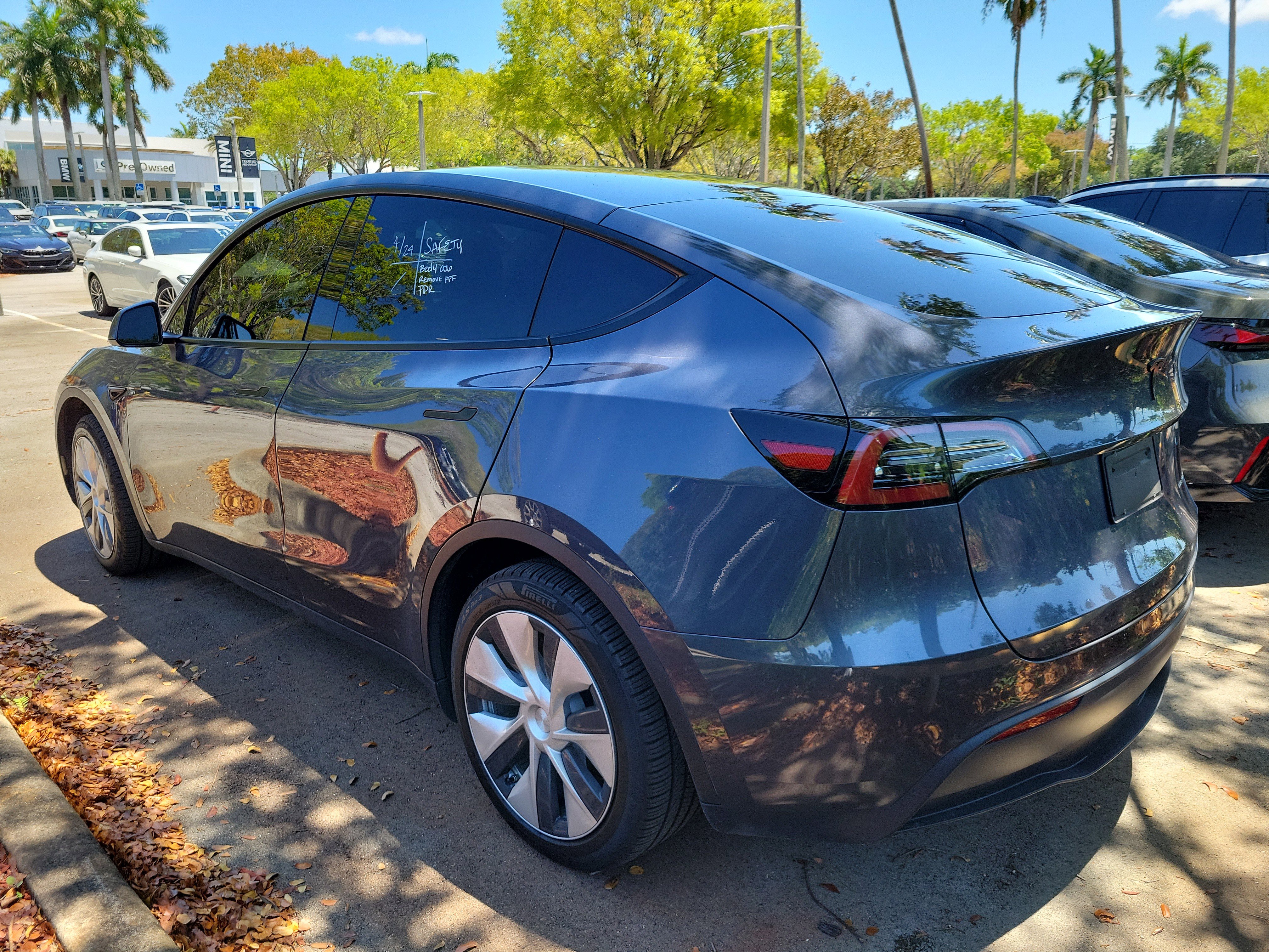 Used 2023 Tesla Model Y Long Range AWD/4WD image 4