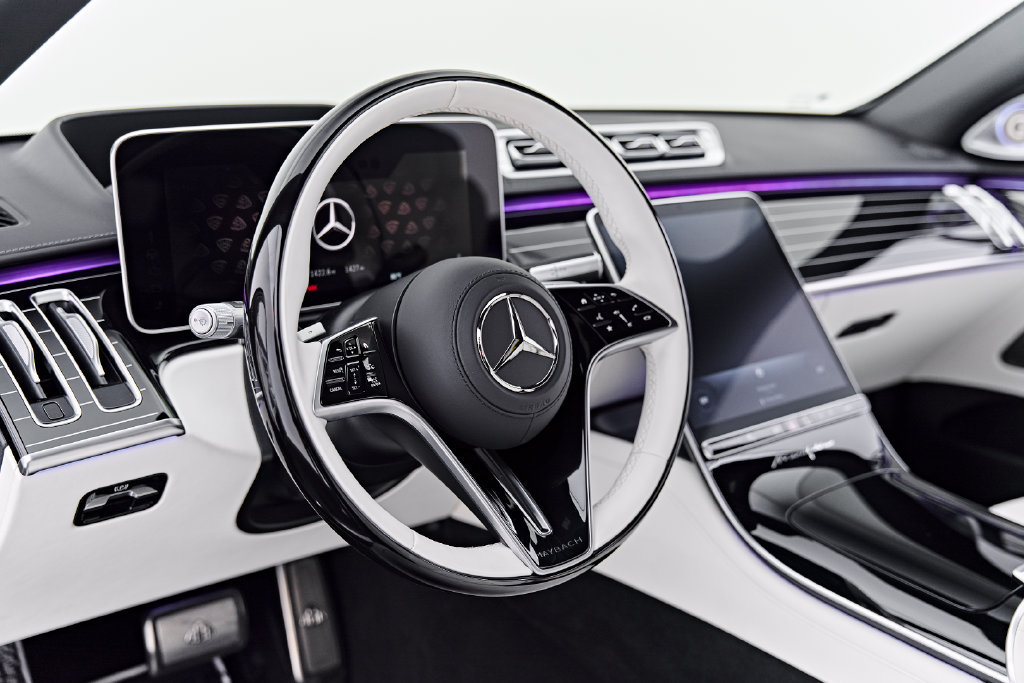 Used 2026 Mercedes-Benz Maybach S 580 4MATIC image 2