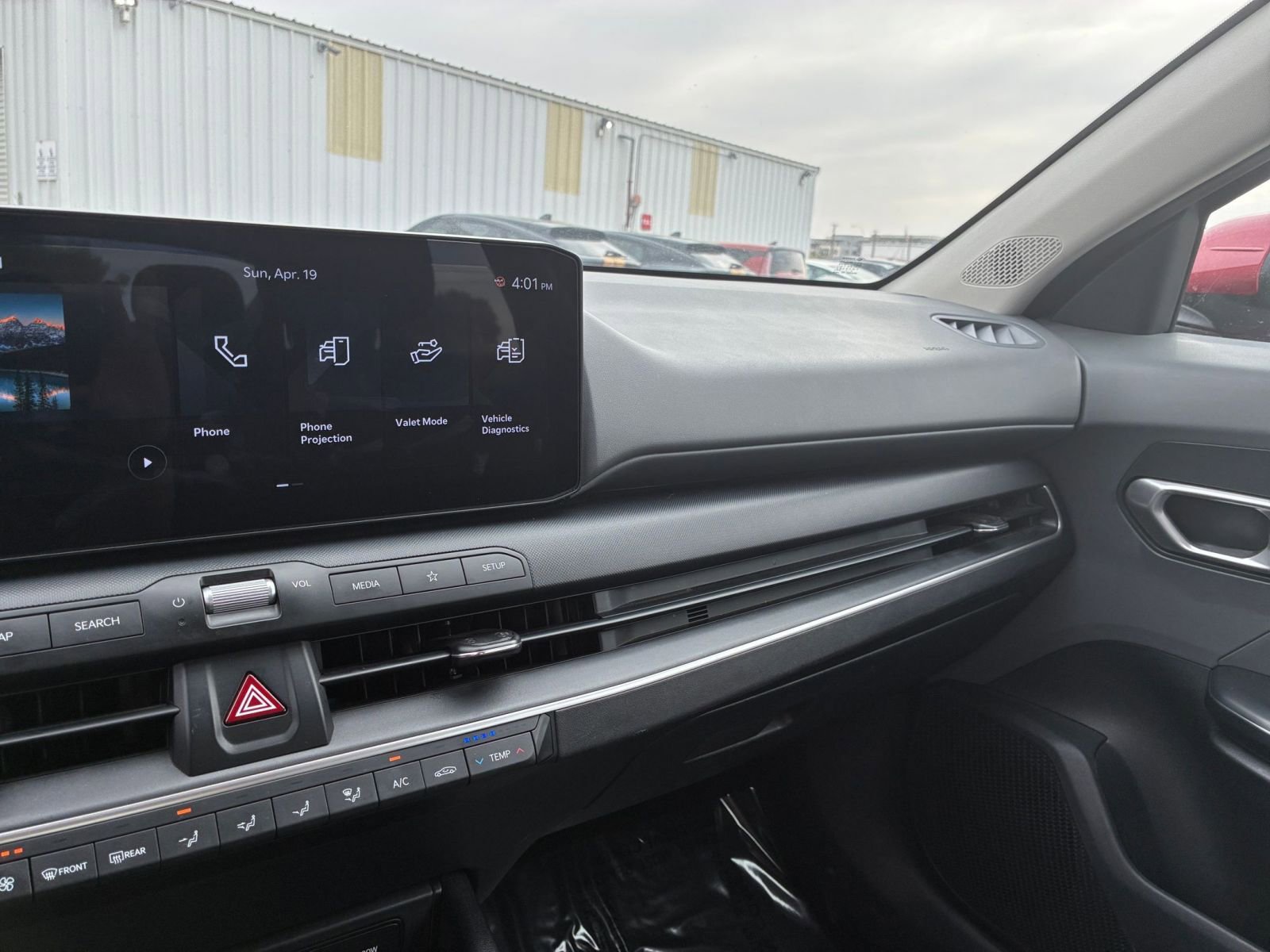 Used 2025 Kia K4 FWD image 35