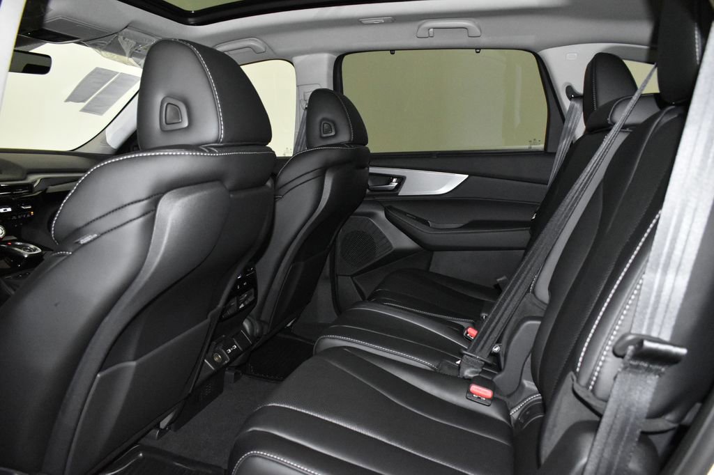 Used 2024 Acura MDX SH-AWD w/ Technology Package image 25
